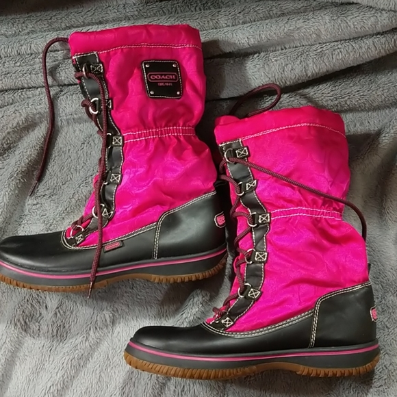 Coach Shaine Snow Boots - Picture 3 of 5